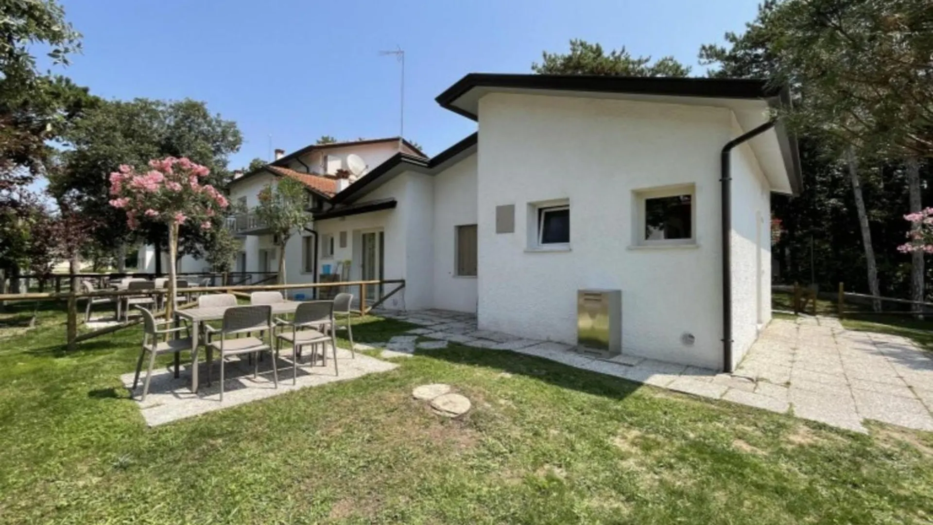 Apartment Large Villa With Garden Close To The Sea - By Beahost Rentals Bibione