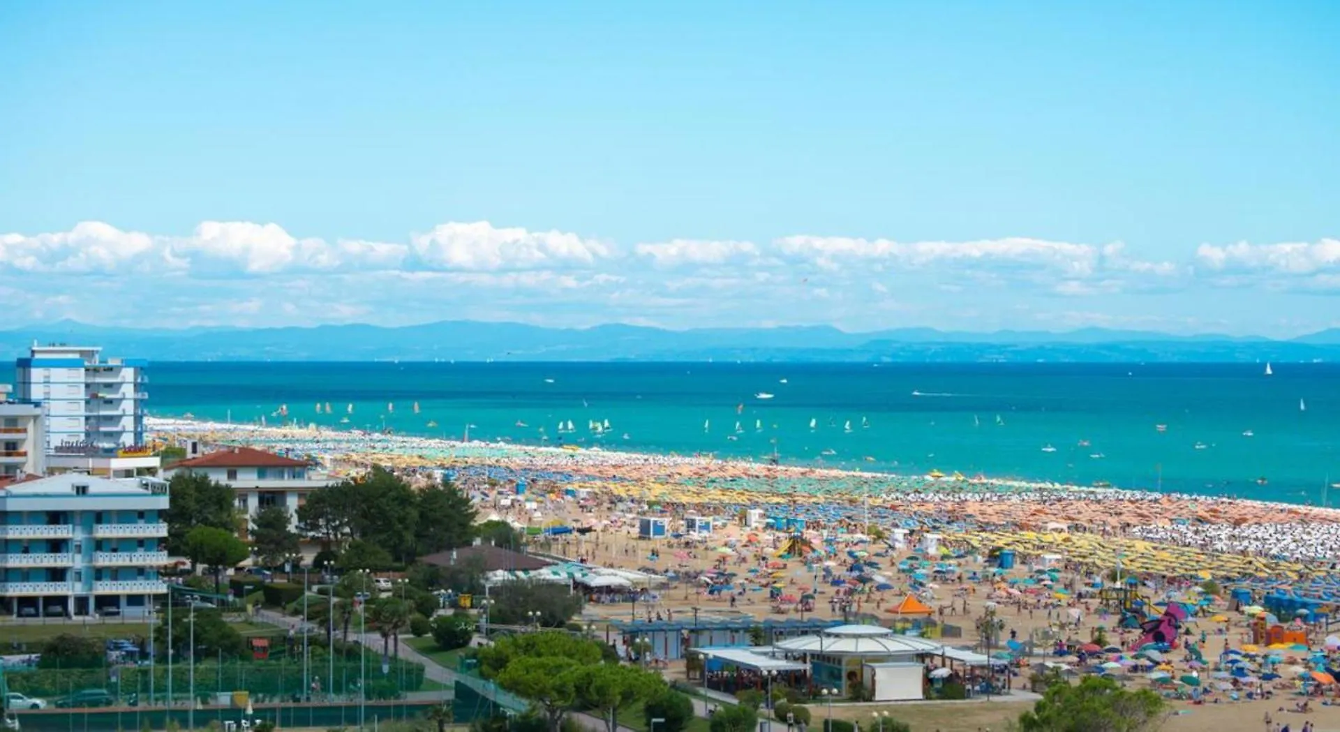 Large Villa With Garden Close To The Sea - By Beahost Rentals Bibione Apartment