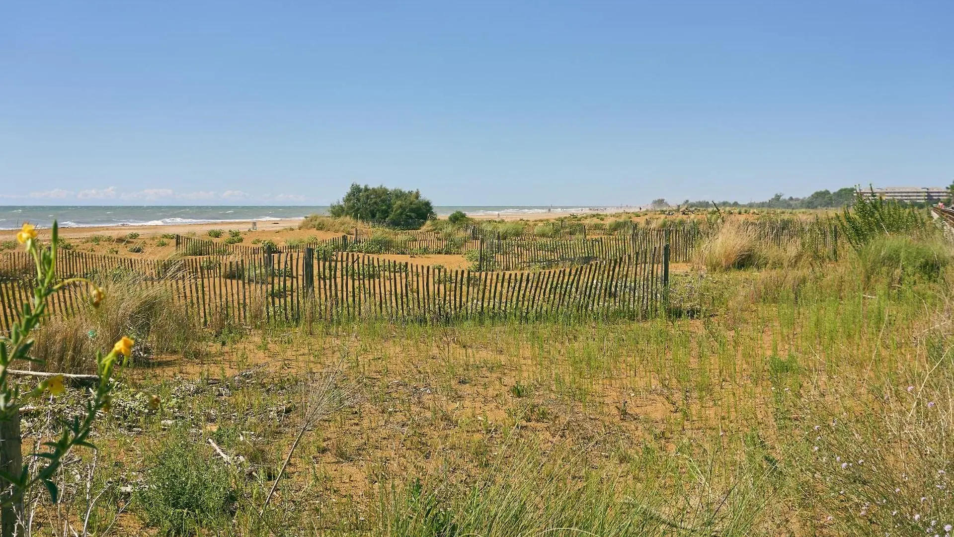 Large Villa With Garden Close To The Sea - By Beahost Rentals Bibione 0*,  Italy